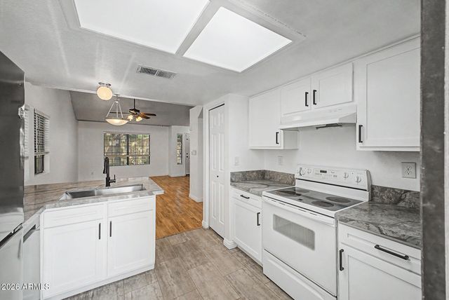 3719 E INVERNESS Avenue 92, Mesa, AZ 85206