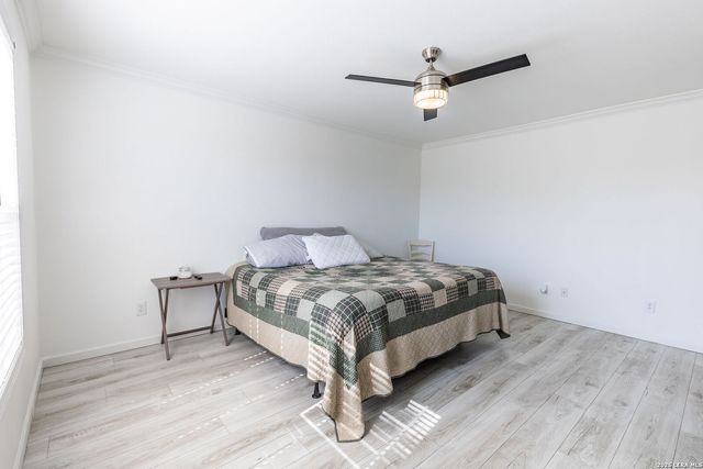 313 Clara Ridge, Marion, TX 78124