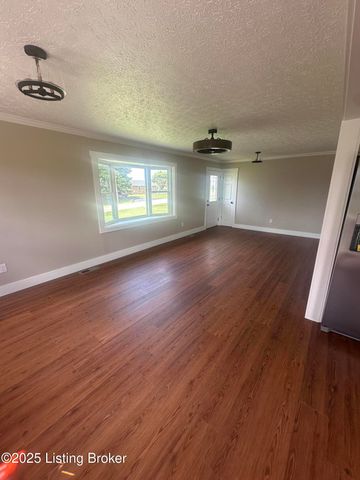 106 SUNFLOWER Dr, Campbellsville, KY 42718