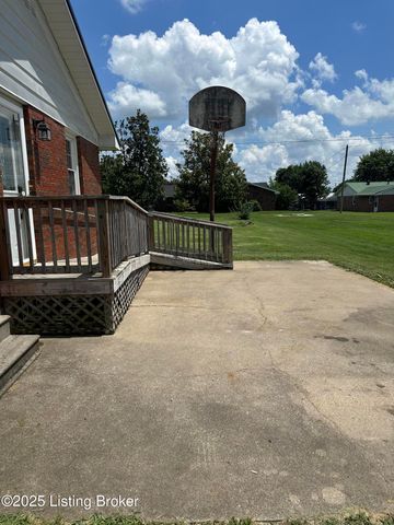 106 SUNFLOWER Dr, Campbellsville, KY 42718