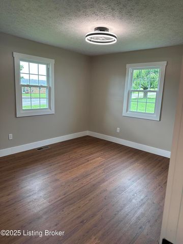 106 SUNFLOWER Dr, Campbellsville, KY 42718