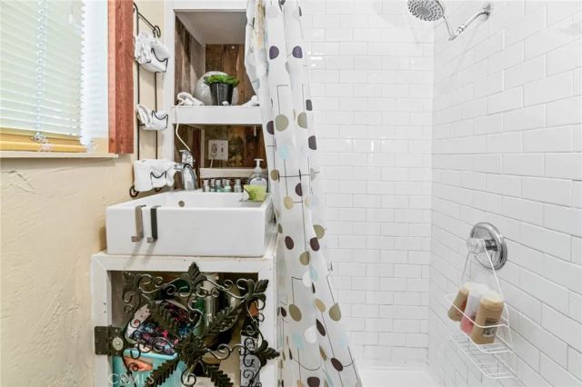 517 Moreno Lane, Sugarloaf, CA 92386