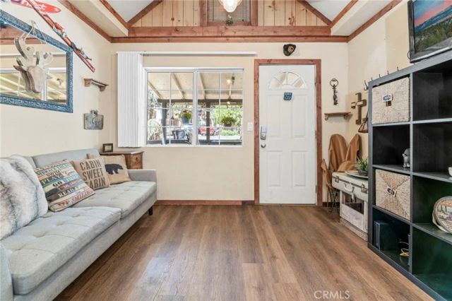 517 Moreno Lane, Sugarloaf, CA 92386