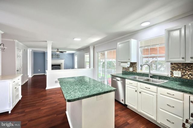 3742 KIMBERLY, Dover, PA 17315