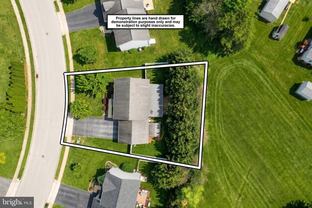 3742 KIMBERLY, Dover, PA 17315