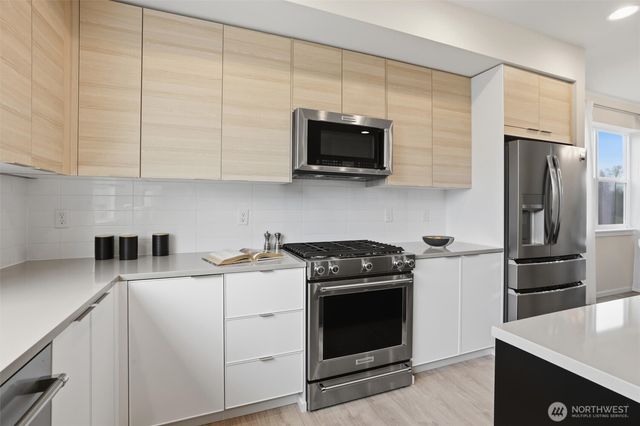 31828 Valley Vista Street, Carnation, WA 98014