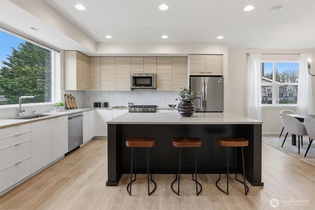 31828 Valley Vista Street, Carnation, WA 98014