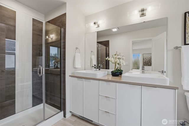 31828 Valley Vista Street, Carnation, WA 98014