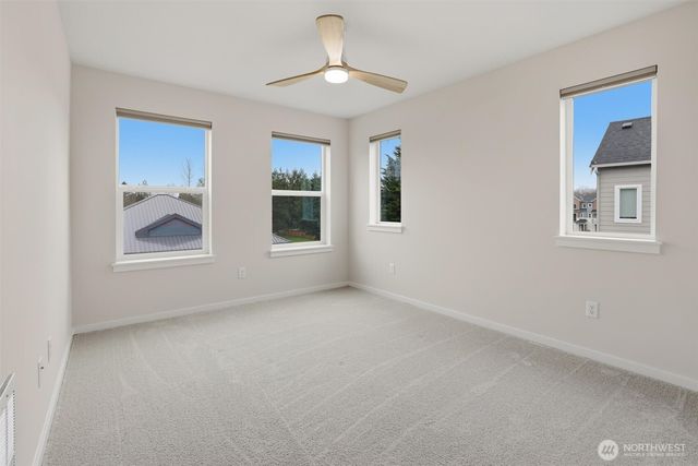 31828 Valley Vista Street, Carnation, WA 98014