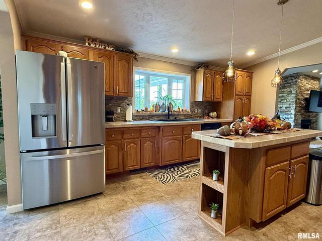 20 Xanders Lane, Golconda, IL 62938