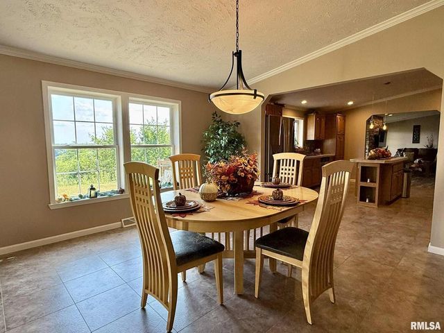 20 Xanders Lane, Golconda, IL 62938