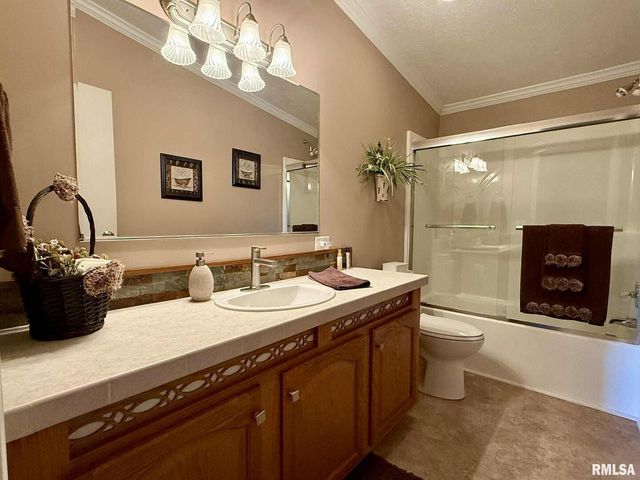 20 Xanders Lane, Golconda, IL 62938