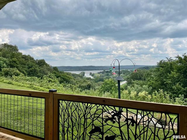 20 Xanders Lane, Golconda, IL 62938