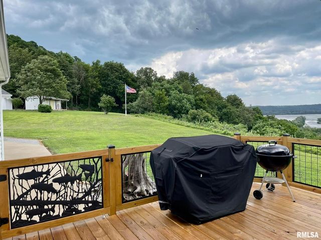 20 Xanders Lane, Golconda, IL 62938