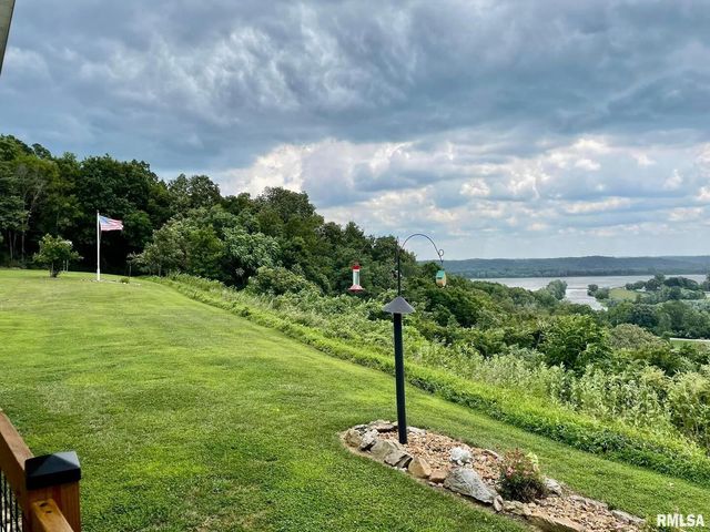 20 Xanders Lane, Golconda, IL 62938