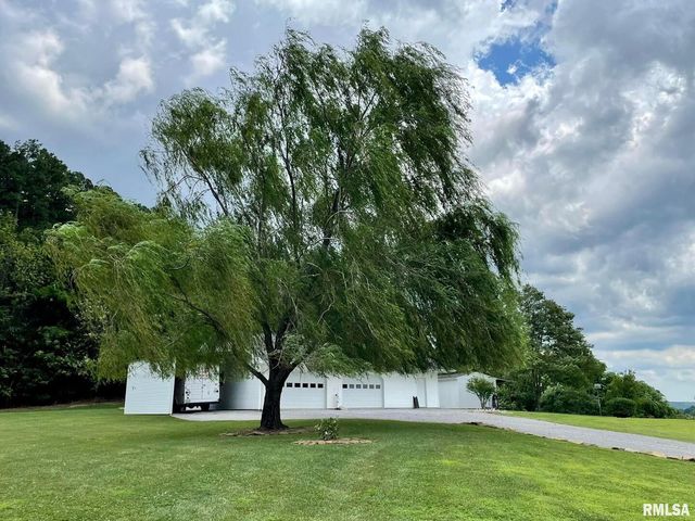 20 Xanders Lane, Golconda, IL 62938