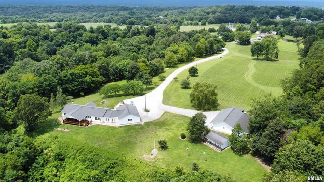 20 Xanders Lane, Golconda, IL 62938