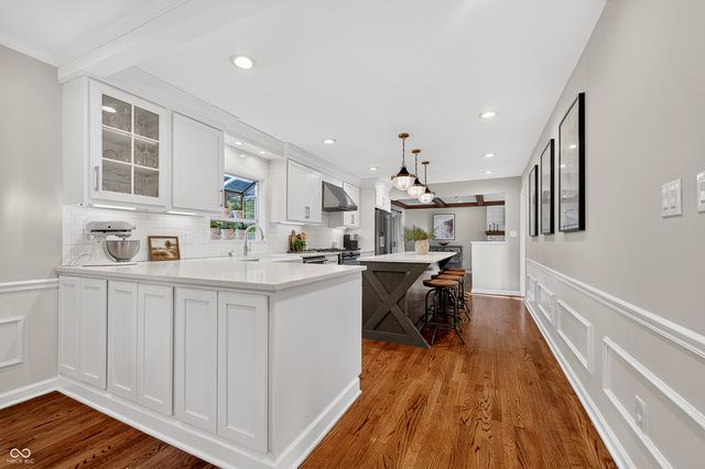 7215 Moorgate Road, Indianapolis, IN 46250