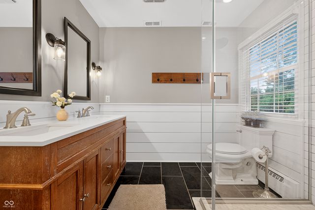 7215 Moorgate Road, Indianapolis, IN 46250