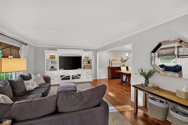 7215 Moorgate Road, Indianapolis, IN 46250