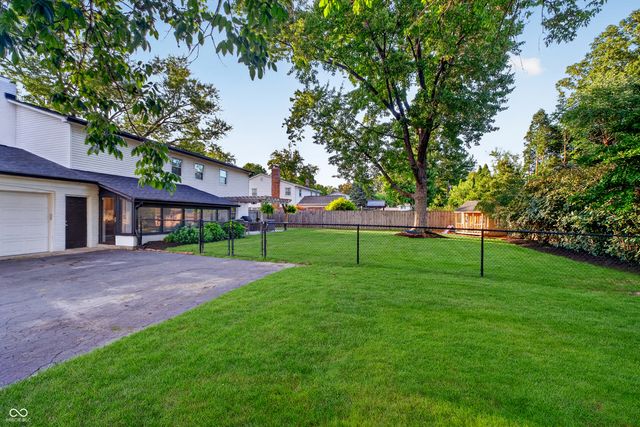 7215 Moorgate Road, Indianapolis, IN 46250