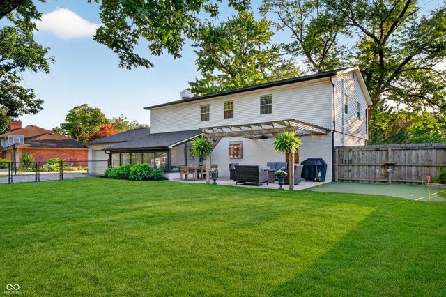7215 Moorgate Road, Indianapolis, IN 46250