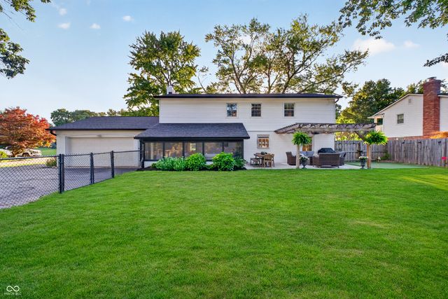 7215 Moorgate Road, Indianapolis, IN 46250