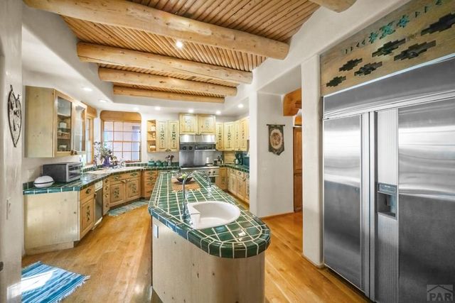 8221 Cuerna Verde Rd, Rye, CO 81069