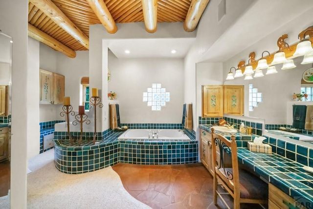 8221 Cuerna Verde Rd, Rye, CO 81069