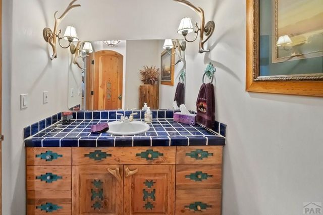 8221 Cuerna Verde Rd, Rye, CO 81069