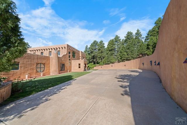 8221 Cuerna Verde Rd, Rye, CO 81069