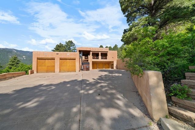 8221 Cuerna Verde Rd, Rye, CO 81069
