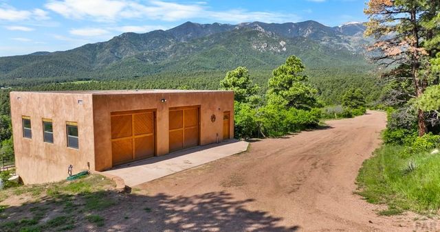 8221 Cuerna Verde Rd, Rye, CO 81069