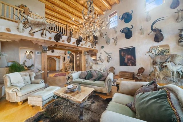 8221 Cuerna Verde Rd, Rye, CO 81069