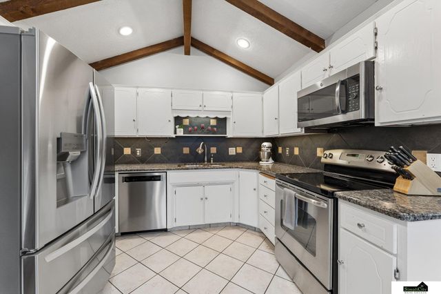 14912 Cuming Street, Omaha, NE 68154