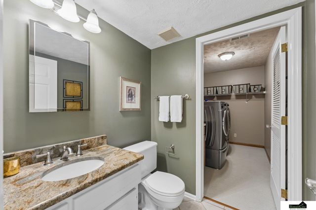 14912 Cuming Street, Omaha, NE 68154