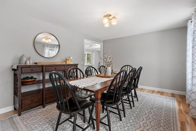 90 Tuttle Rd, Sterling, MA 01564