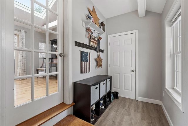 90 Tuttle Rd, Sterling, MA 01564