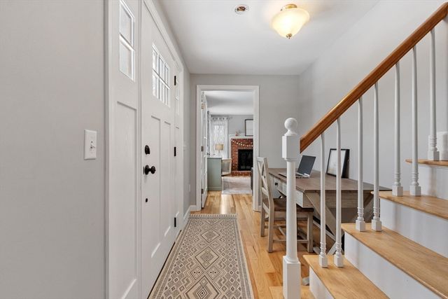 90 Tuttle Rd, Sterling, MA 01564