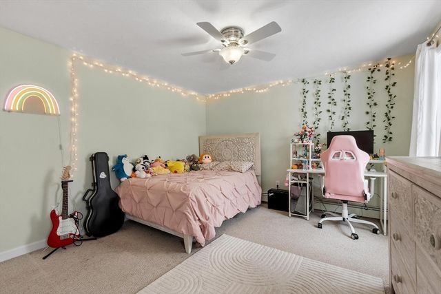 90 Tuttle Rd, Sterling, MA 01564