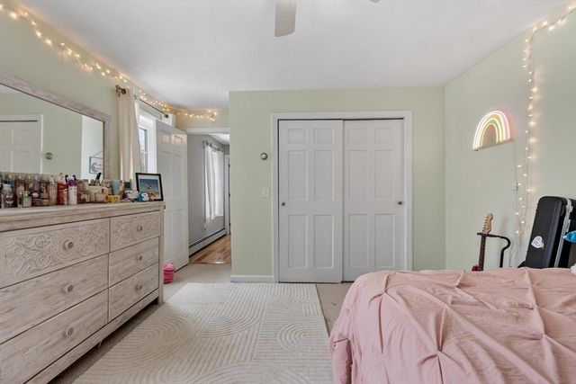 90 Tuttle Rd, Sterling, MA 01564