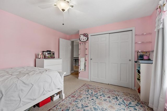 90 Tuttle Rd, Sterling, MA 01564