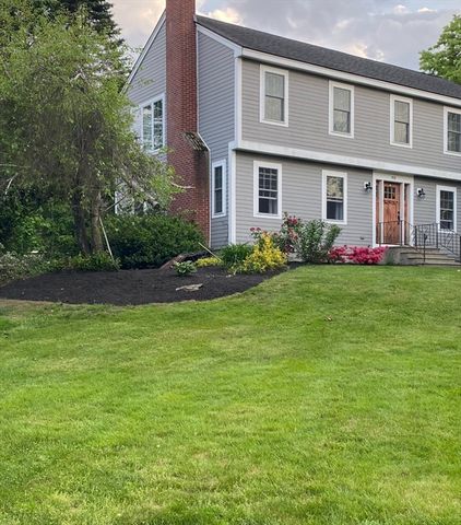 90 Tuttle Rd, Sterling, MA 01564