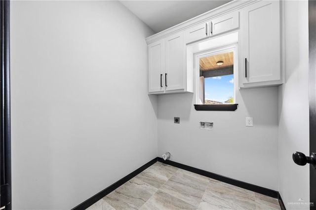 12 James Street, Rio Grande City, TX 78582