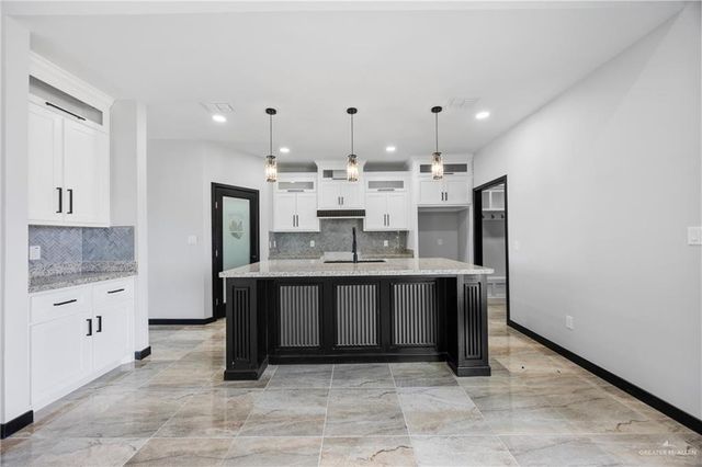 12 James Street, Rio Grande City, TX 78582