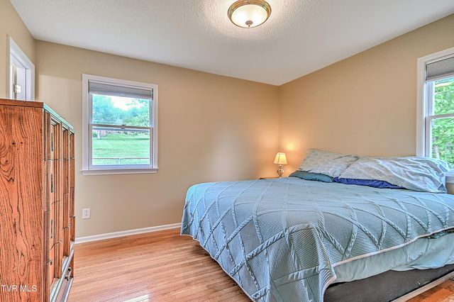 936 Diane Avenue, Erwin, TN 37650
