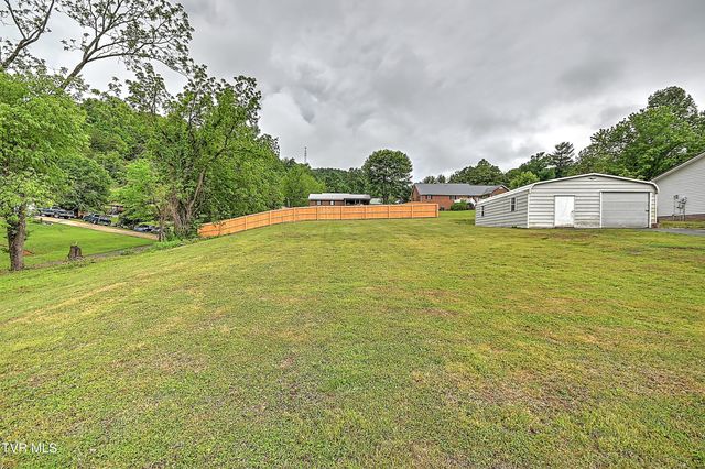 936 Diane Avenue, Erwin, TN 37650