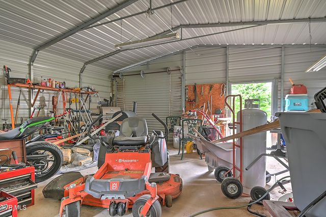 936 Diane Avenue, Erwin, TN 37650