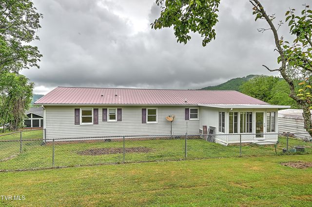 936 Diane Avenue, Erwin, TN 37650