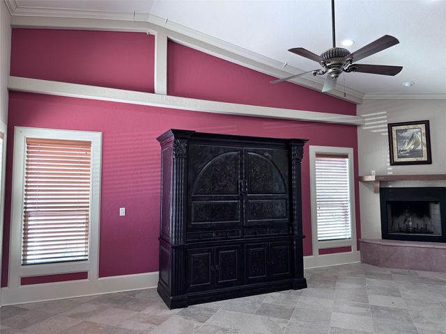 2904 Red Bluff Road, Seabrook, TX 77586